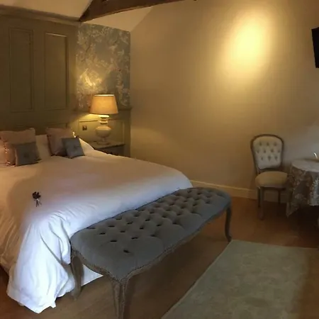Hill Farm Bed And Breakfast-3